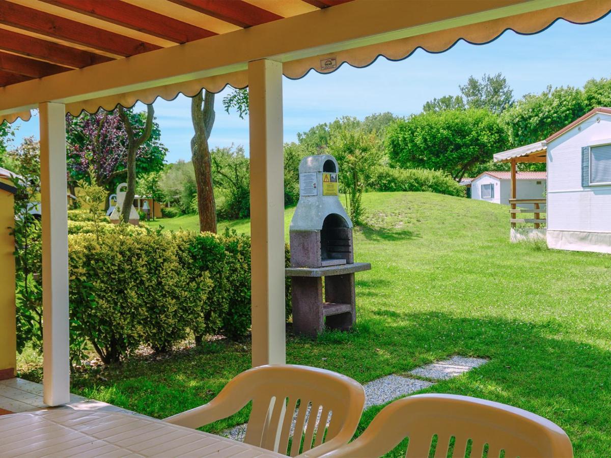 Portofelice Camping Village Ераклеа Маре Екстериор снимка