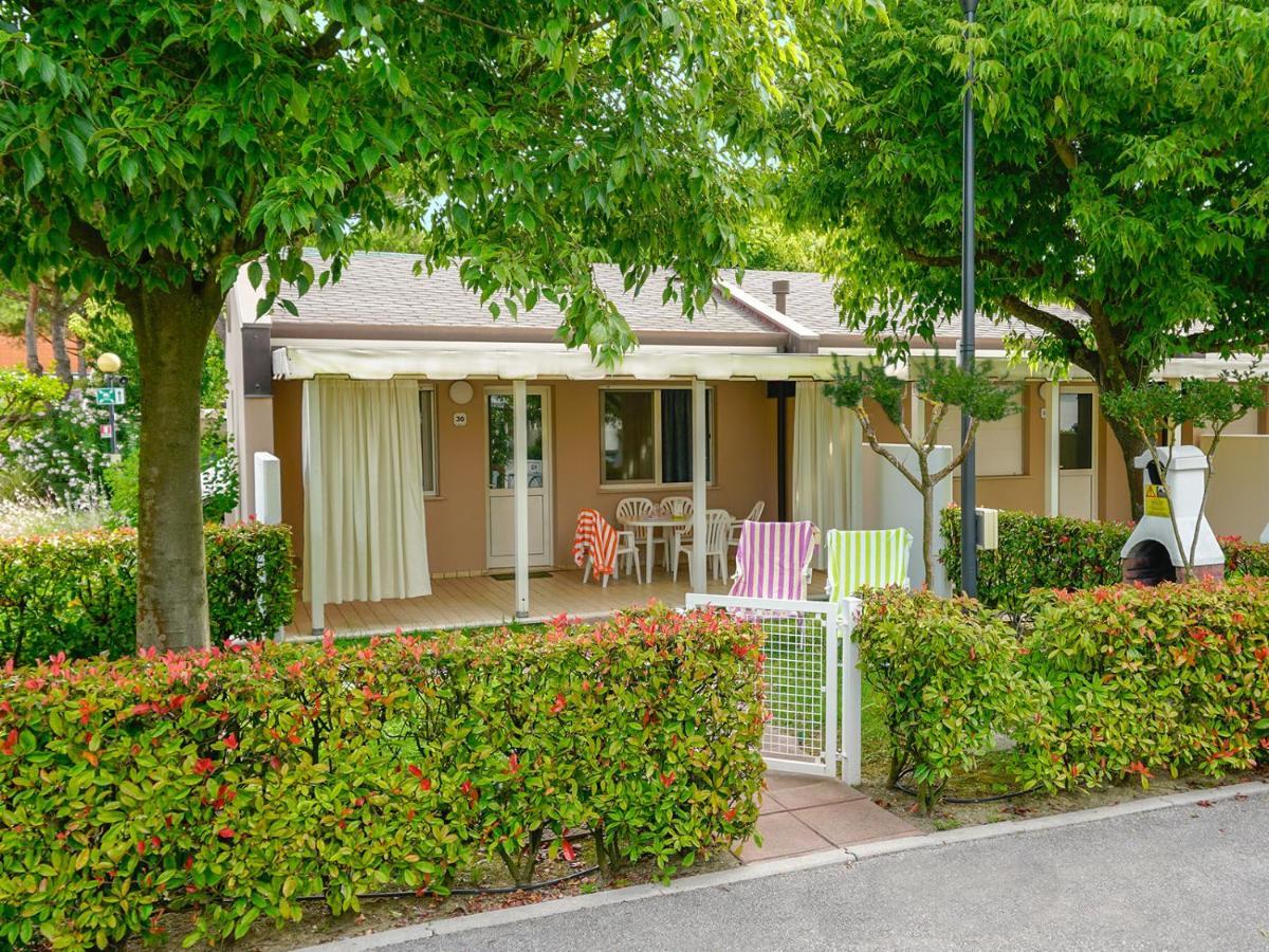 Portofelice Camping Village Ераклеа Маре Екстериор снимка