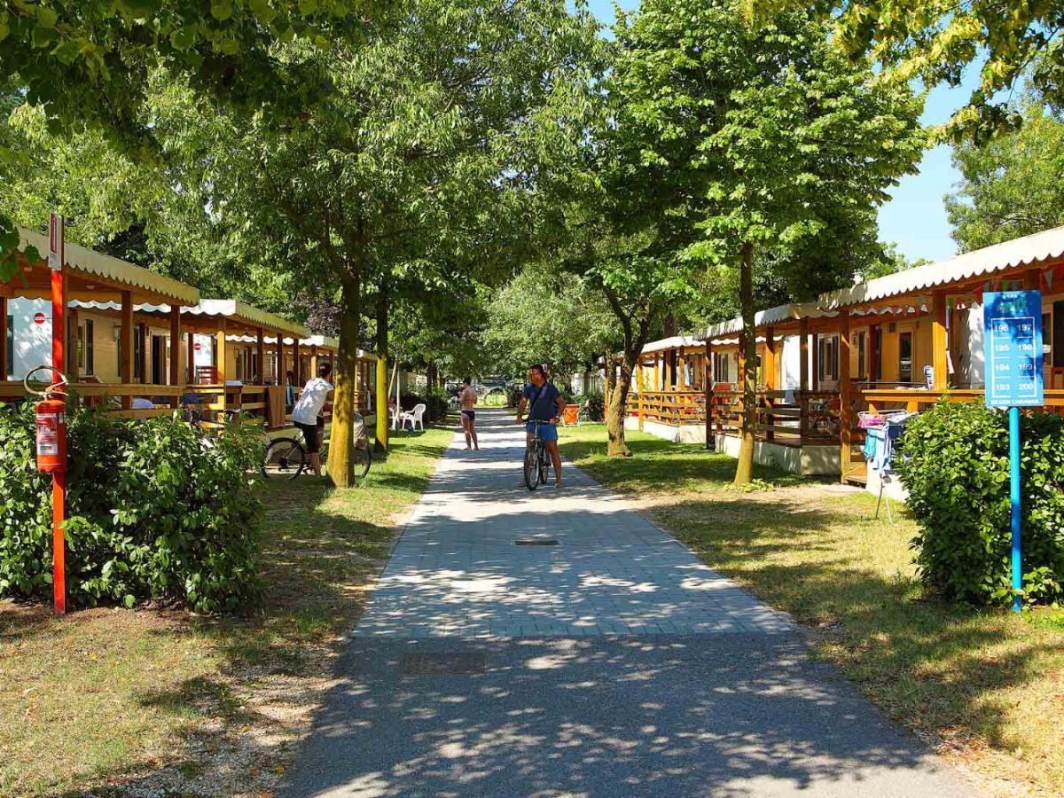 Portofelice Camping Village Ераклеа Маре Екстериор снимка