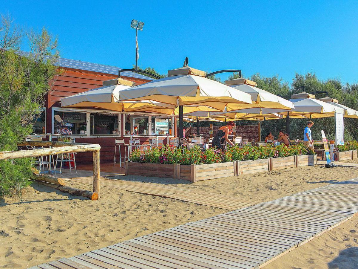 Portofelice Camping Village Ераклеа Маре Екстериор снимка
